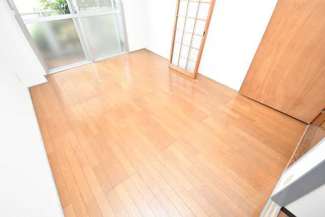 居室・リビング　洋室