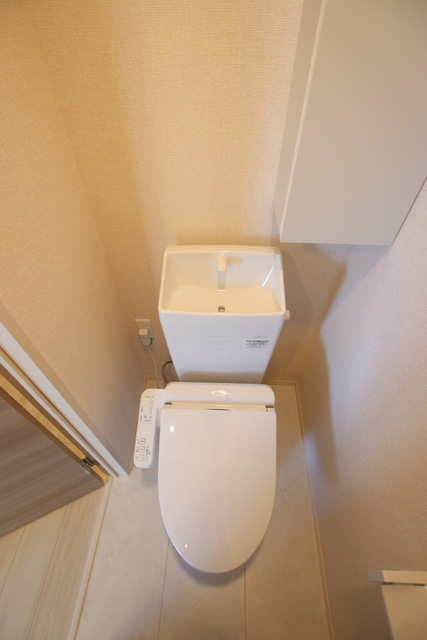 トイレ　あると嬉しい洗浄機能付き暖房便座