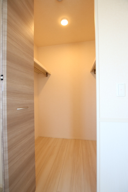 収納　荷物が多くても安心ウォークインクローゼット