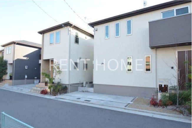 建物外観　エントランス