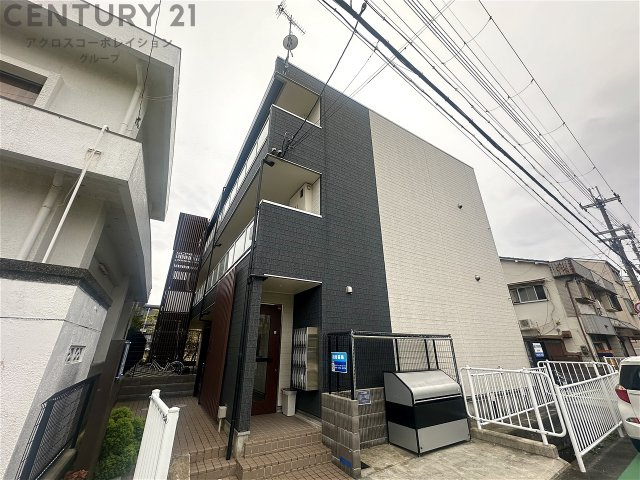 建物外観　オートロック完備で安心のセキュリティ♪