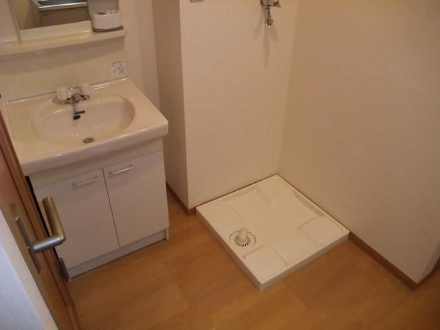 洗面設備　★便利な独立洗面台付きです★