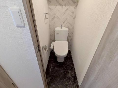 トイレ　シャワー付トイレ