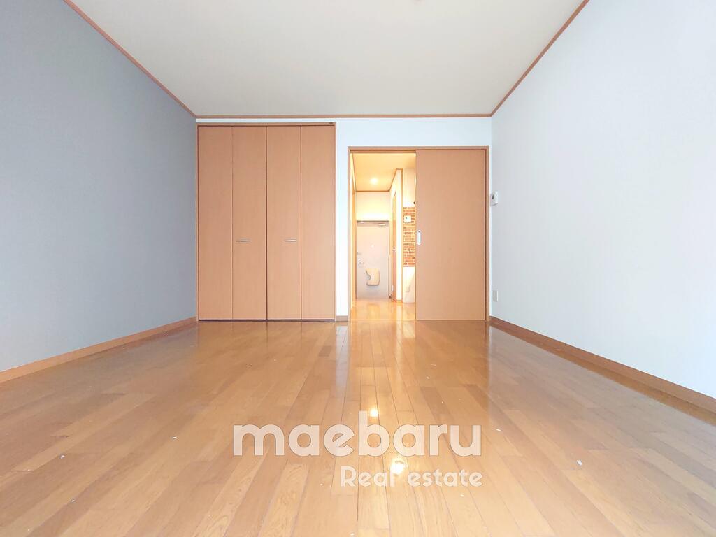 居室・リビング　広い洋室　※写真別部屋