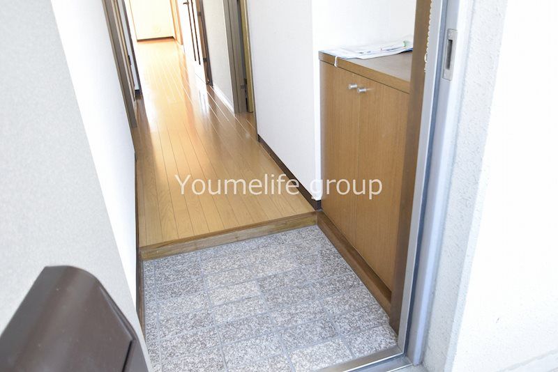 玄関　別室参照。