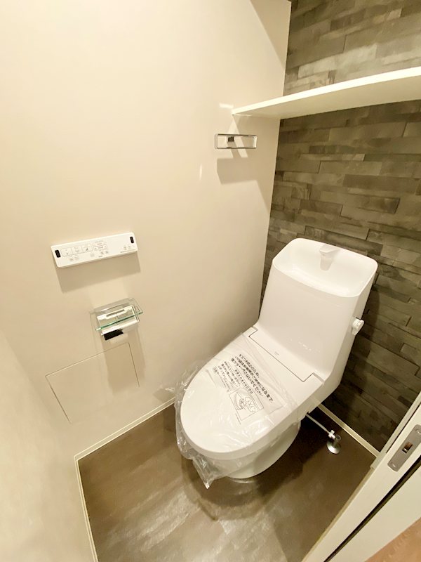 トイレ　ウォシュレット付