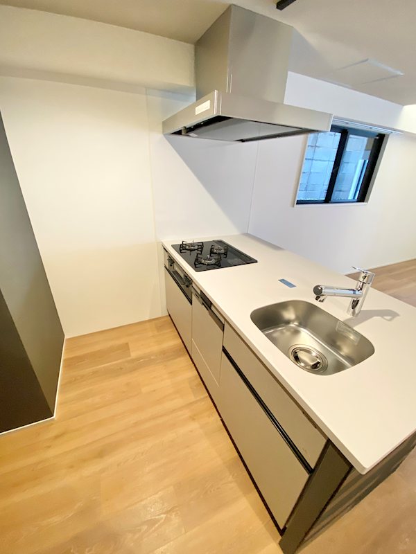 キッチン　ガスコンロ3口グリル付　食洗機付