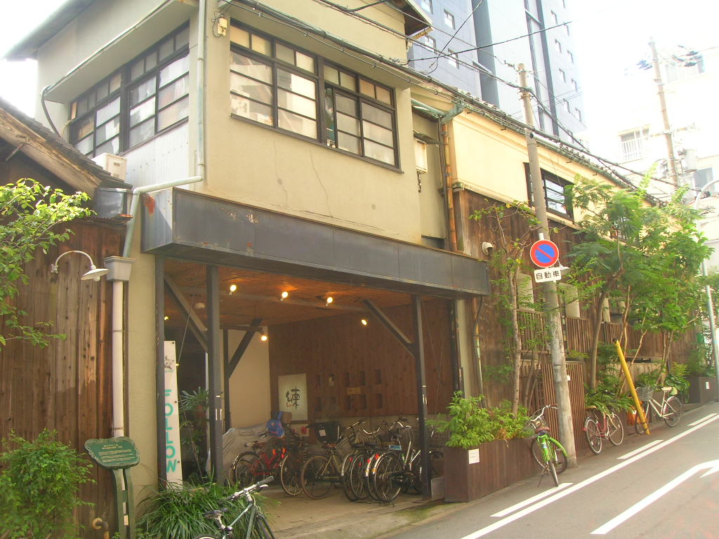 ショッピングセンター　練（ショッピングセンター）まで259m