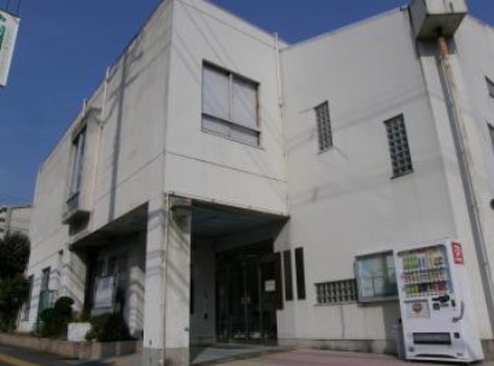 役所　コミュニティセンタ－（役所）まで592m