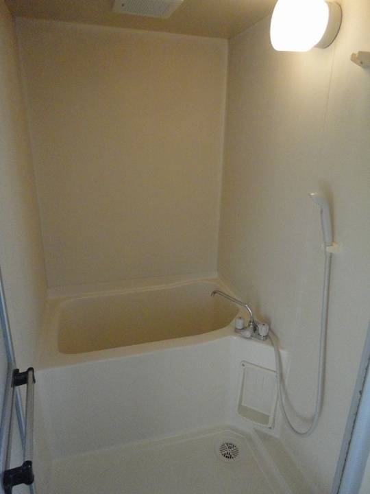 バス・シャワールーム　浴室