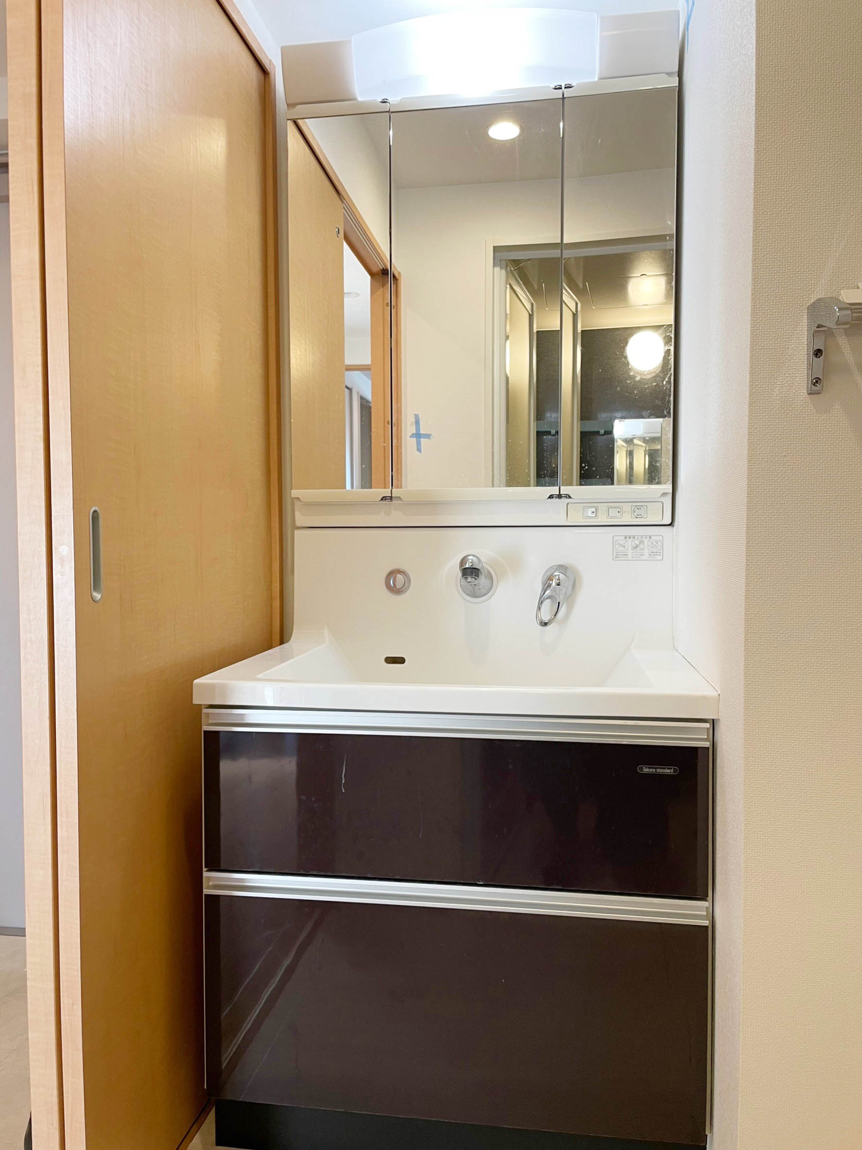 洗面設備　★収納付き、独立洗面台★