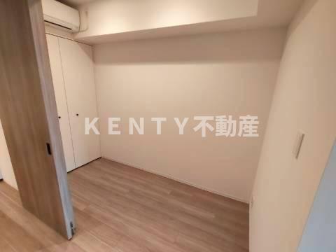 その他部屋・スペース　広くて明るい寝室
