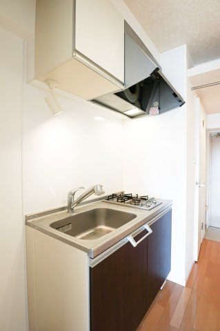 キッチン　別号室のものです。現状優先となります。