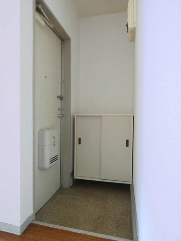 玄関　図面と現状に相違がある場合には現状を優先