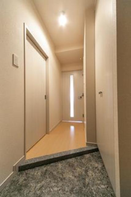 玄関　※写真は同タイプ住戸です。