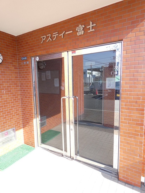 エントランス　★建物入口★