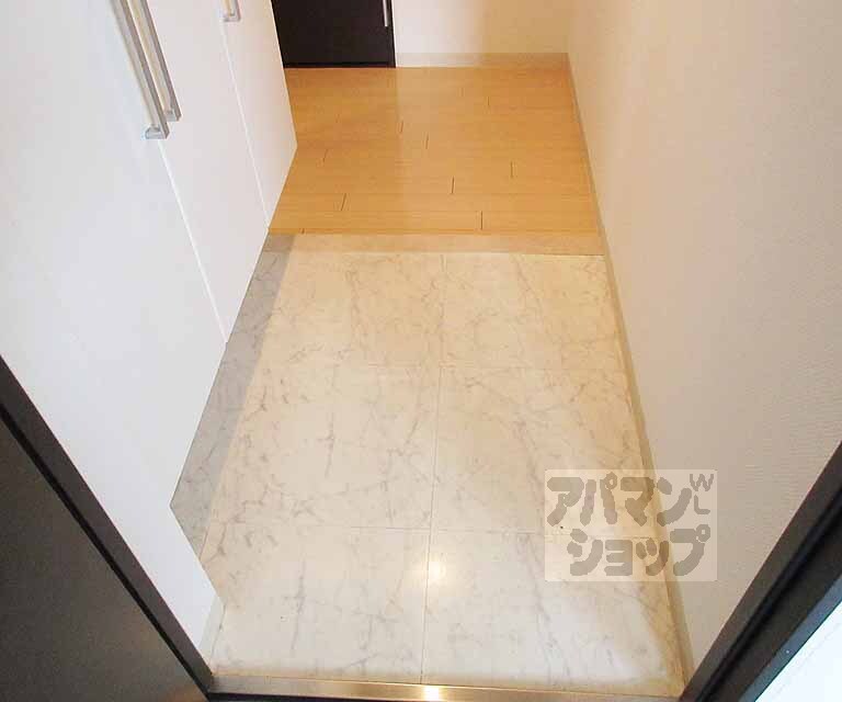 玄関　玄関です。