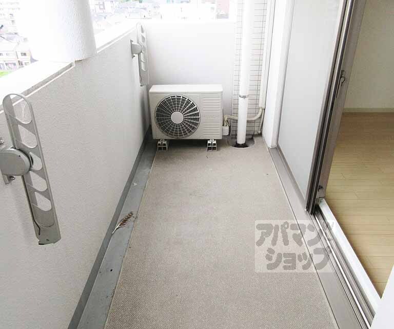 バルコニー　広々バルコニーです。