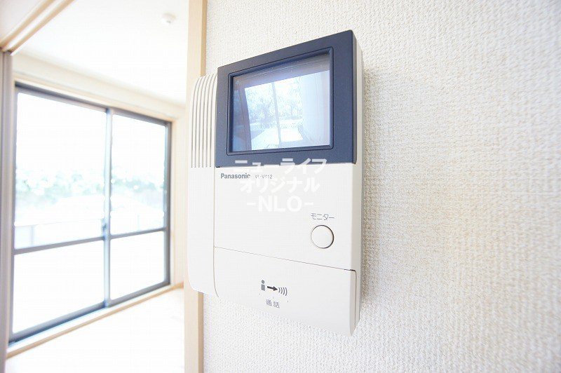セキュリティ　TVモニターホン付きで急な来客時も安心です☆