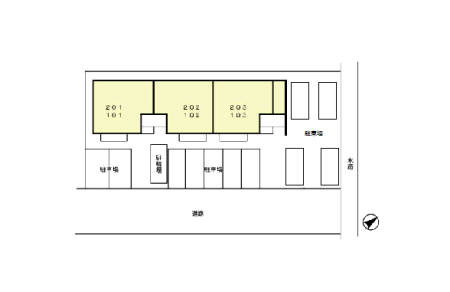 駐車場　同型タイプ