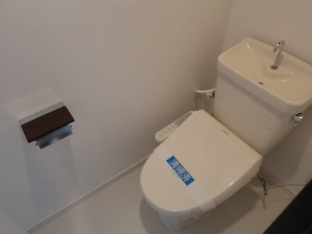 トイレ　同型タイプ