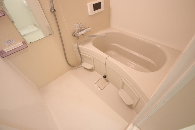 バス・シャワールーム　※別室の参考写真の為、現況優先です。