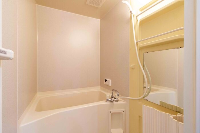 バス・シャワールーム　日々の疲れを癒すお風呂付です