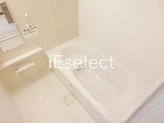 バス・シャワールーム　1坪バスルームでゆったりくつろげます