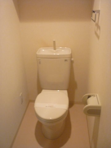 トイレ　「個室タイプのトイレ」