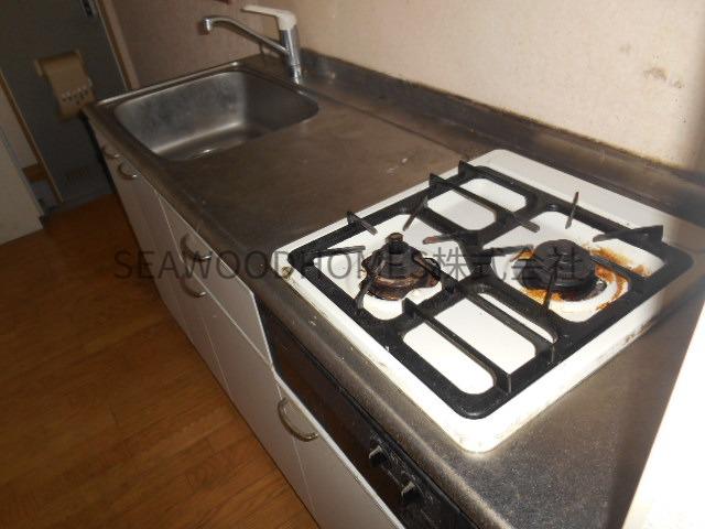 キッチン　２口ガスコンロ設置済みです