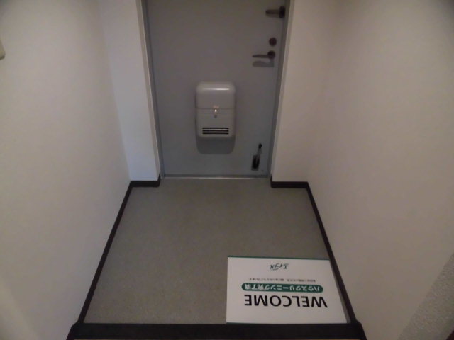 玄関　広くきれいな玄関です