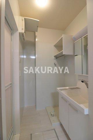 洗面設備　2022年撮影。現況と異なる場合がございます。