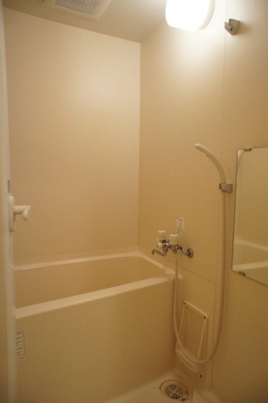 バス・シャワールーム　図面と現状に相違がある場合には現状を優先