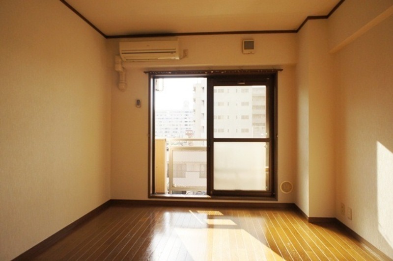 居室・リビング　図面と現状に相違がある場合には現状を優先．．．