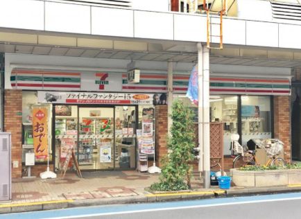 コンビニ　セブンイレブン江戸川南小岩5丁目店（コンビニ）まで163m
