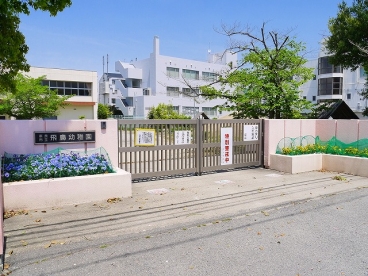 コンビニ　セブンイレブン　奈良高畑町店（コンビニ）まで882m