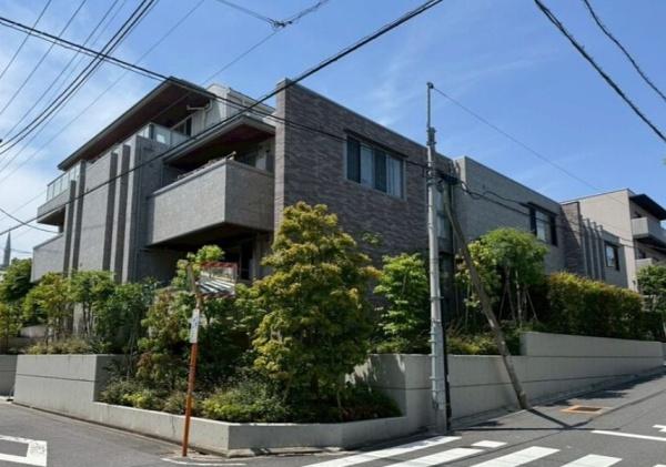 建物外観　カーサドゥレイズ代々木上原の外観