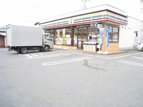 コンビニ　セブンイレブン 栃木都賀合戦場店（コンビニ）まで521m