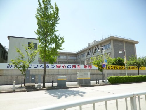 警察署・交番　瑞穂警察署（警察署・交番）まで332m