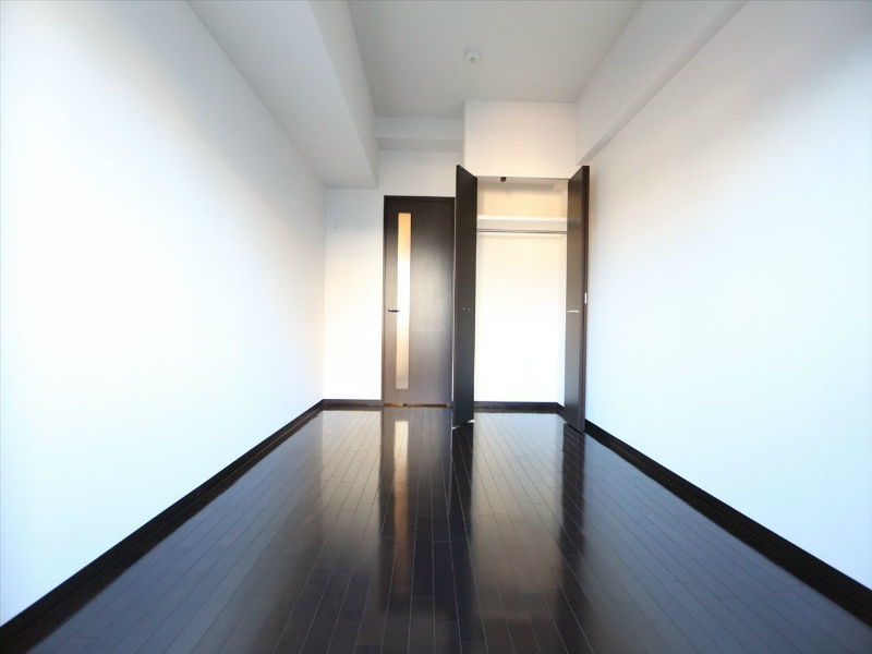 その他部屋・スペース　洋室6.1帖　クローゼット付（収納充実してます）