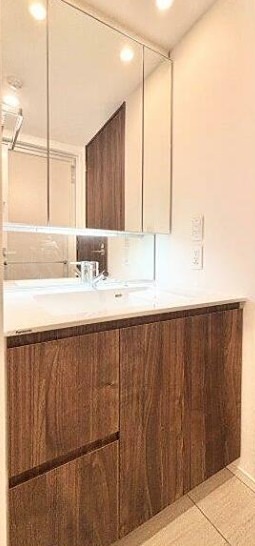 洗面設備　※同仕様写真