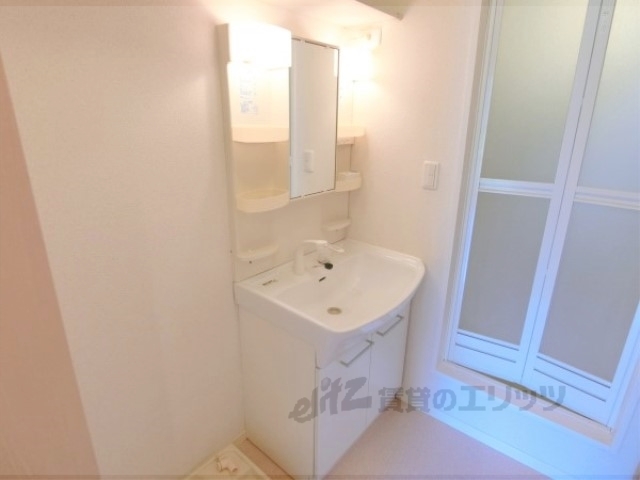 洗面設備　独立洗面台