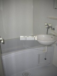 バス・シャワールーム　バス、トイレ別です。