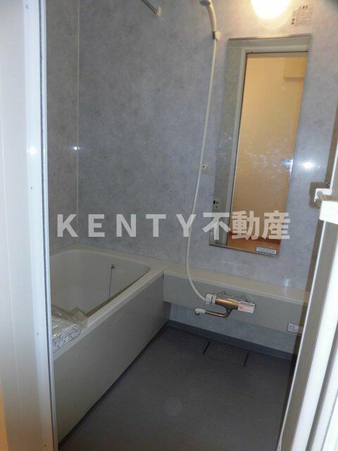 バス・シャワールーム　お風呂です