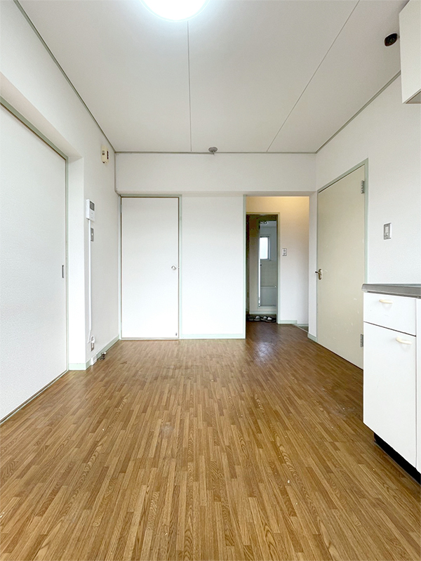 居室・リビング　異なる場合は現況を優先。