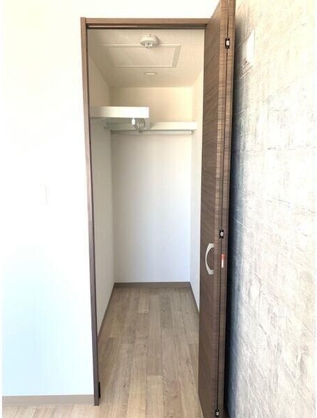 収納　収納力のあるウォークインクローゼットです！