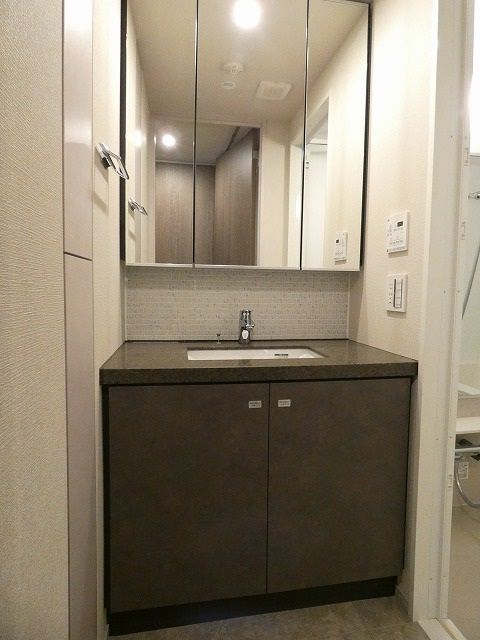 洗面設備　別部屋参考写真