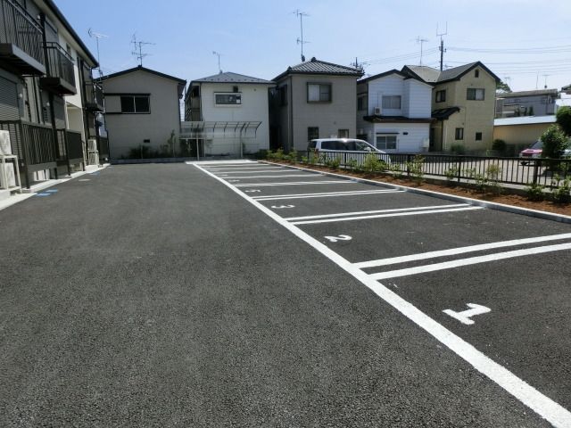 駐車場　敷地内駐車場