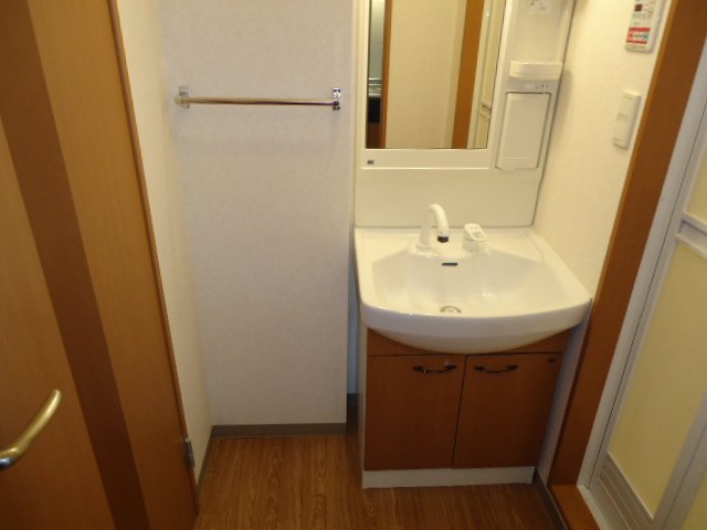 洗面設備　洗髪洗面化粧台