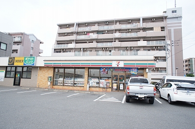 コンビニ　セブンイレブン 博多東平尾1丁目店（コンビニ）まで499m